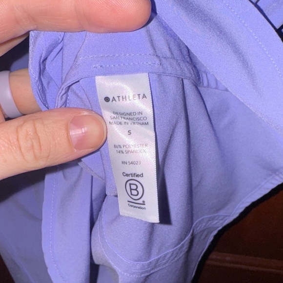 Athleta Periwinkle Zephyr Short Sleeve V-Neck Tee - Picture 5 of 7